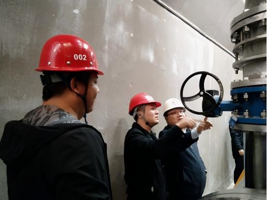 筑路架桥十余载,我们与改革共成长