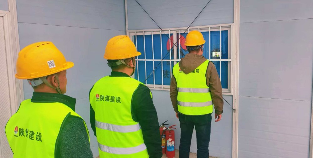 emc网页版登录建设西北分公司长安益阳项目部：筑牢安全防线 实名管理护航