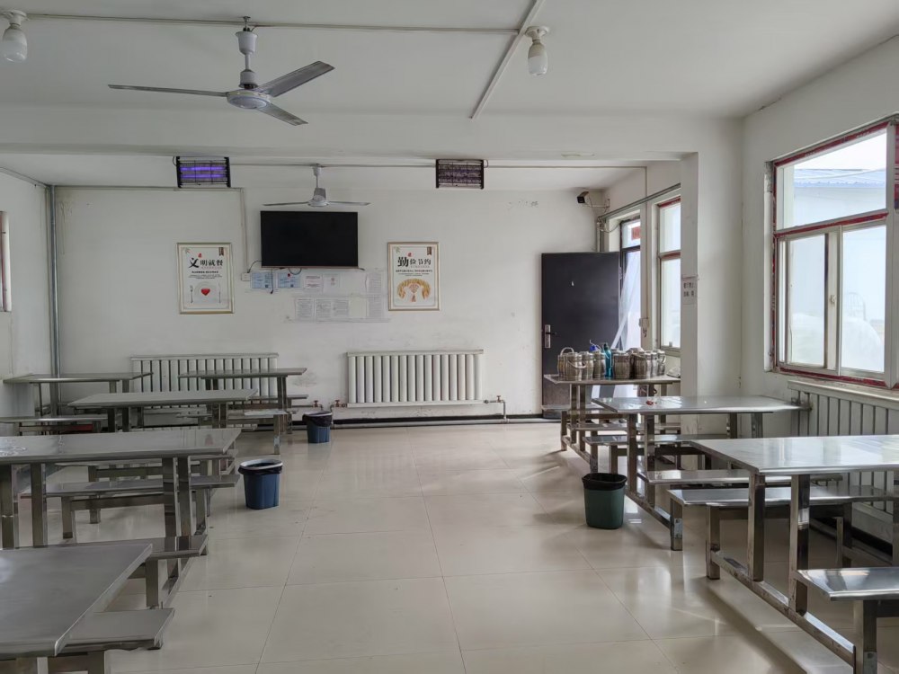 emc网页版登录建设煤矿运营服务分公司：节前不松“节约阀”