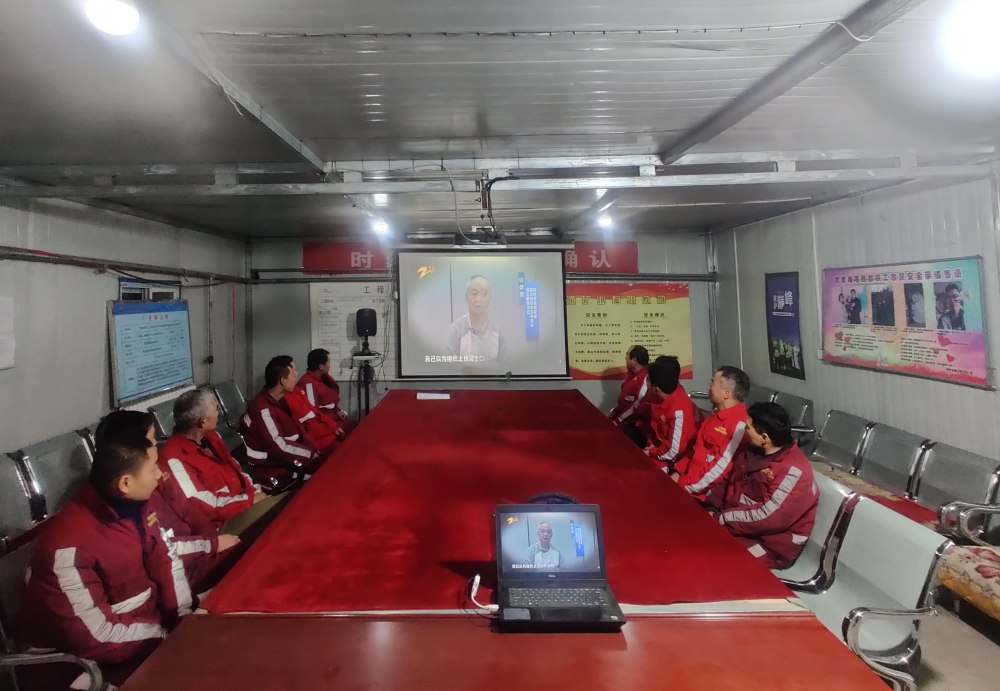 emc网页版登录建设机电安装公司凉水井项目部:筑牢安全防线 护航项目平稳运行