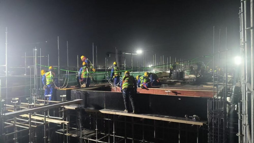 emc网页版登录建设西北分公司土建第三项目部：新春坚守战严寒 凝心聚力保攻坚