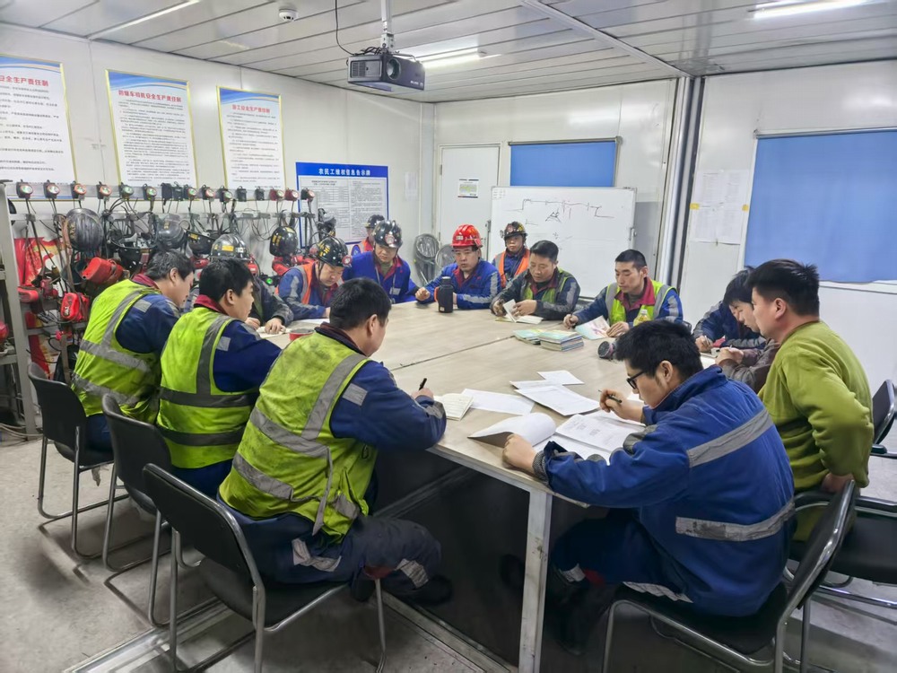 emc网页版登录建设洗选煤运营公司第二项目部：春启攻坚   按下开局“快进键”